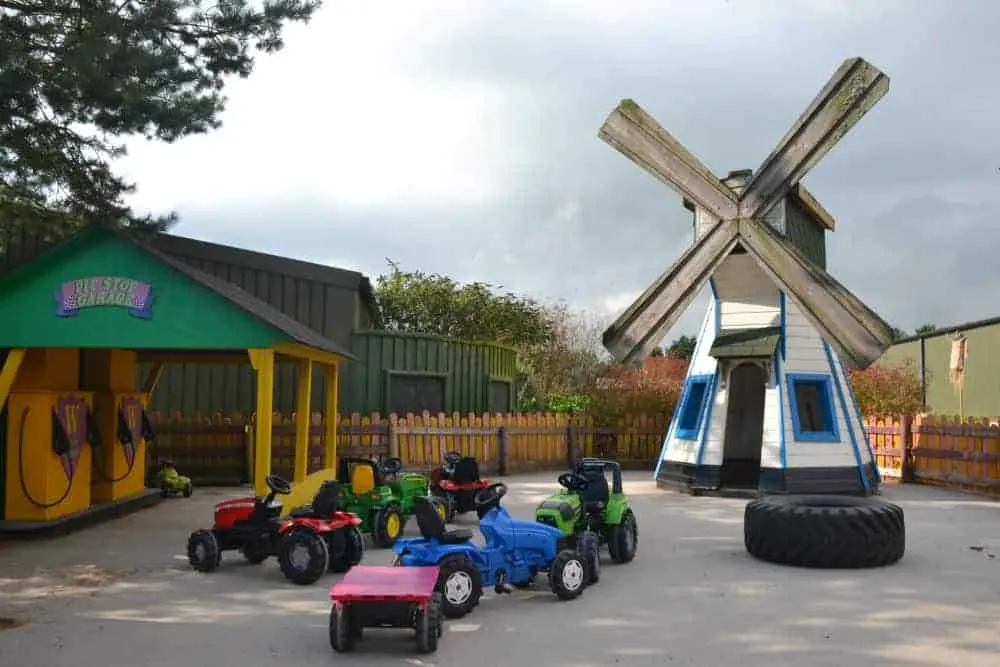 Toddler ride on tractor area
