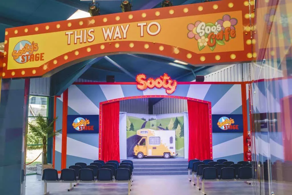 Sooty's Magic Bus, Sooty Land