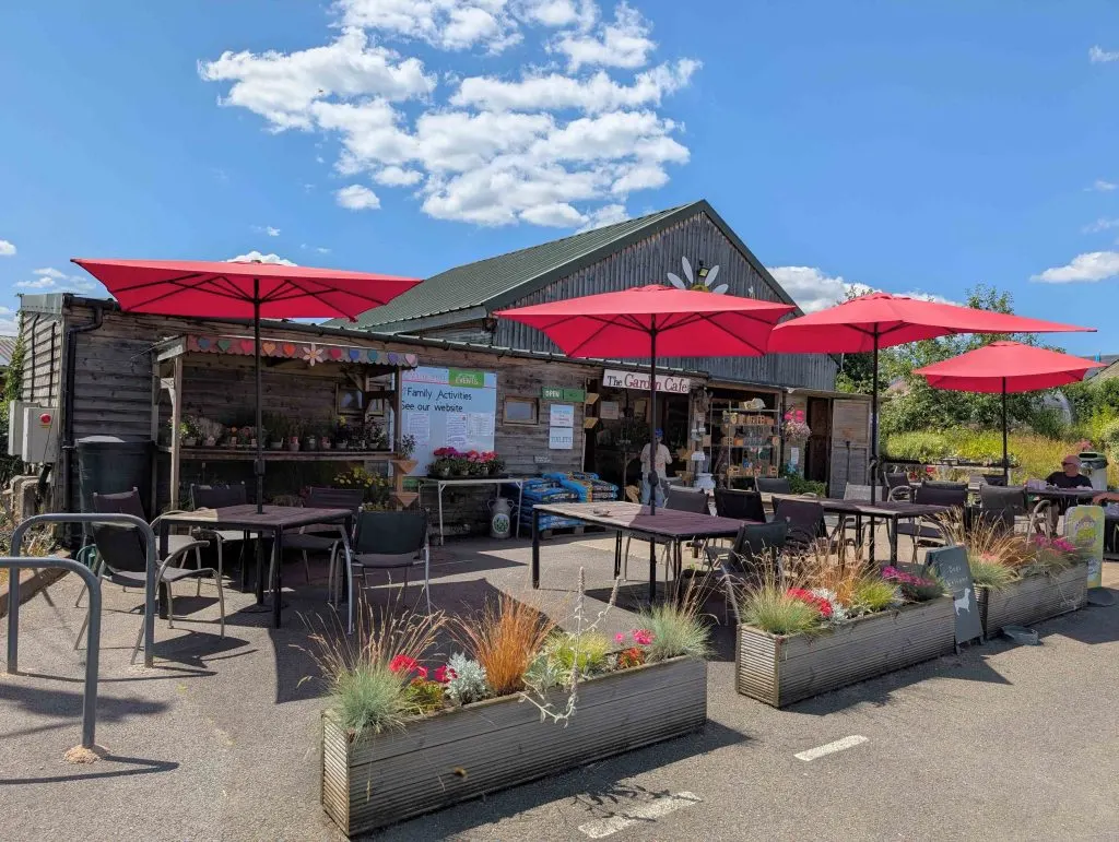 The front of a farm shop cafe