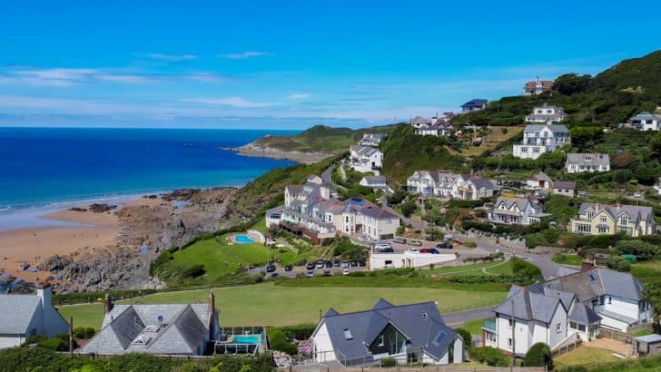 Houses and businesses of Woolacombe town on a sunny day